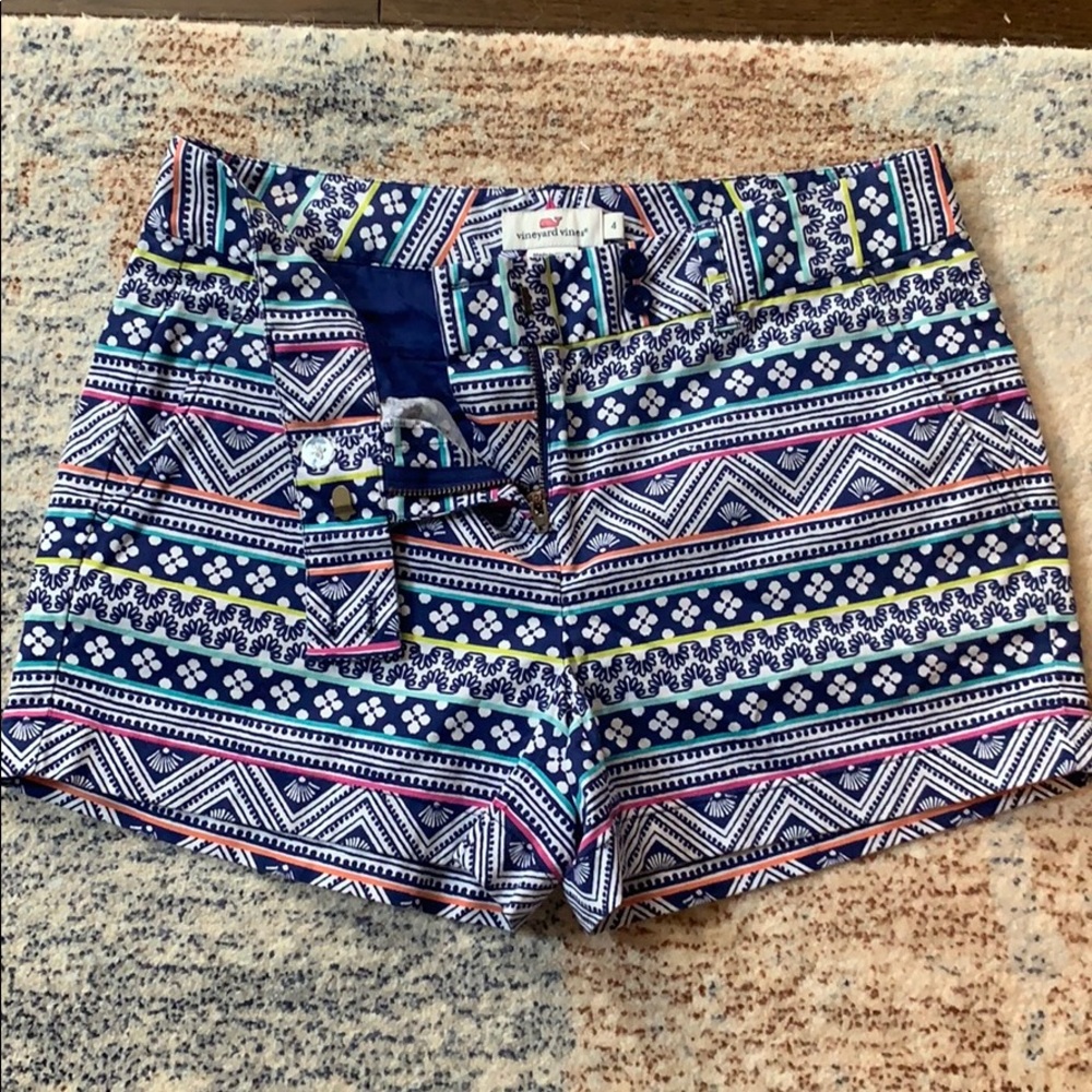 Vineyard Vines shorts